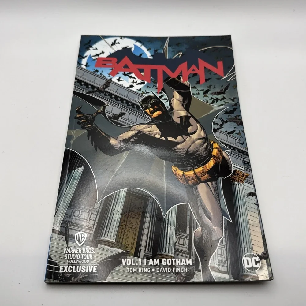 Batman: I am Gotham Warner Bros. Studio Tour HW Exclusive Variant TPB DC RARE